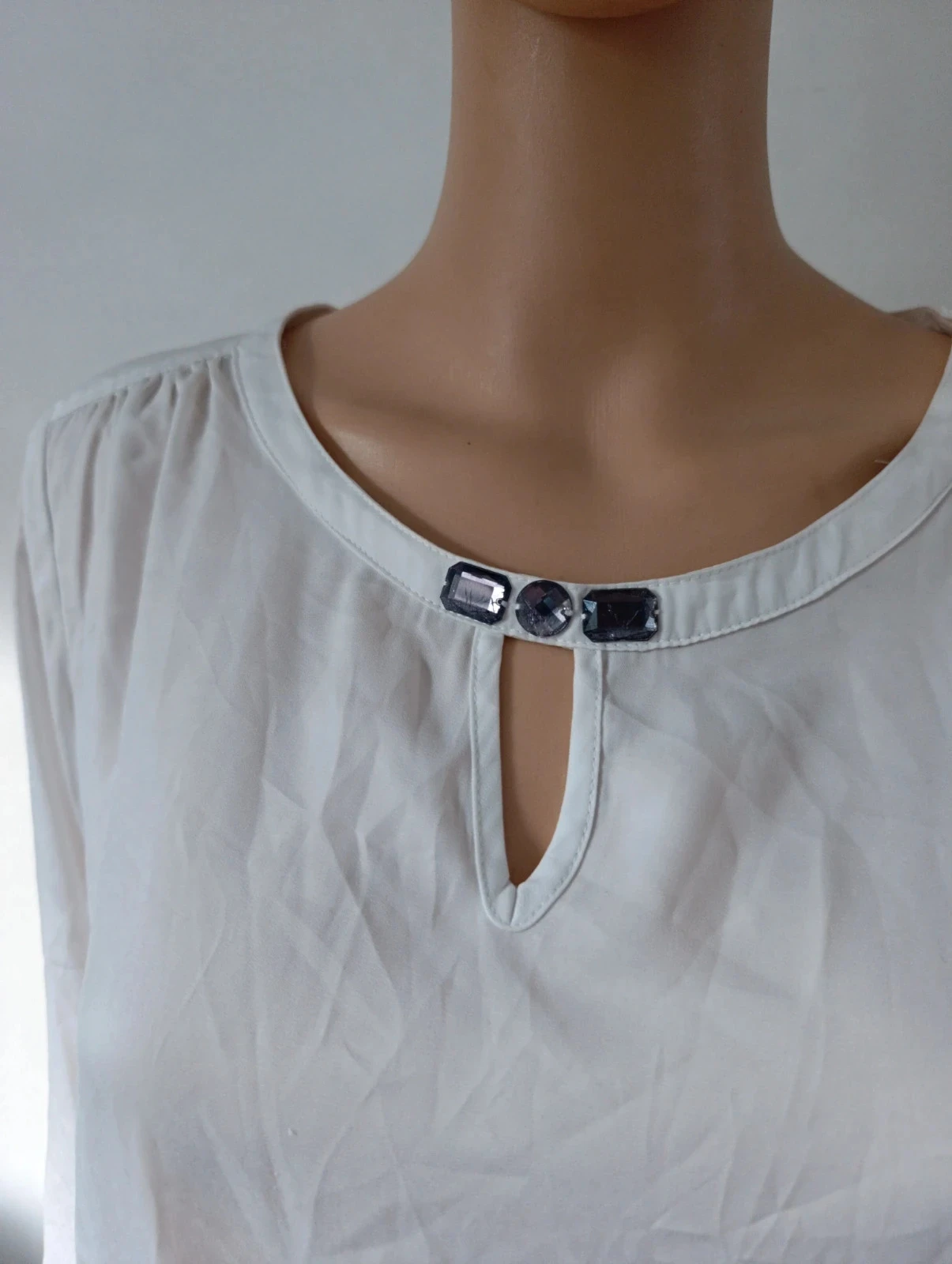 Camaïeu blouse wit dames - 3/4 mouwen - maat m sieraaddetail bij kraag – photo 5
